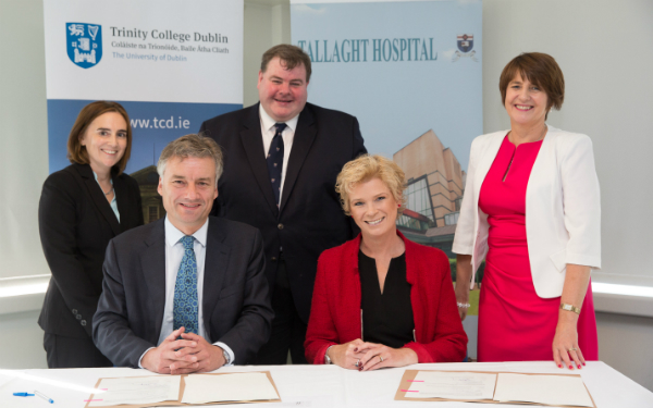 Pictured at the signing are: Back row, L-R: Professor Anne Marie Healy, Head of the School of Pharmacy and Pharmaceutical Sciences, Trinity; Tim Delaney, Head of Pharmacy in Tallaght and Adjunct Associate Professor in Trinity; Professor Mary McCarron, Dean of the Faculty of Health Sciences, Trinity; Front Row, L-R: Dr Patrick Prendergast, Provost of Trinity and Sarah McMickan, Deputy CEO of Tallaght Hospital