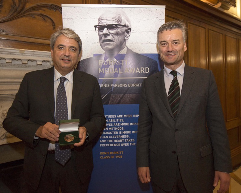 Professor Riccardo Dalla-Favera and Provost Dr Patrick Prendergast