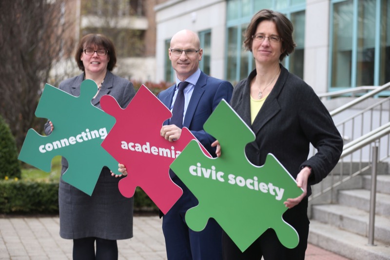 Pictured L-R: Director of Irish Research Council, Dr Eucharia Meehan, Trinity’s Professor Richard Layte and CEO of Dóchas, Suzanne Keatinge.
