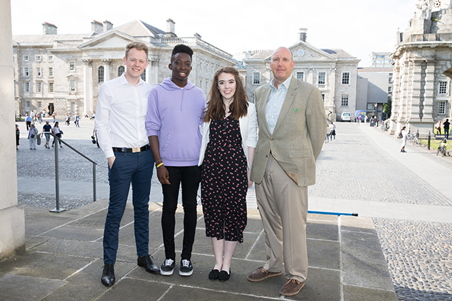 Winning students, Paul, David & Sinéad with founder of TheStartUp.Com Rich Corbett. 