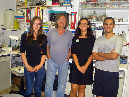 Lauren averill and prof albert tauler with members of his lab 